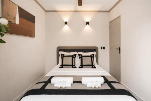 Eiffel Tower - Premium apartment for 6 with lift - image 13