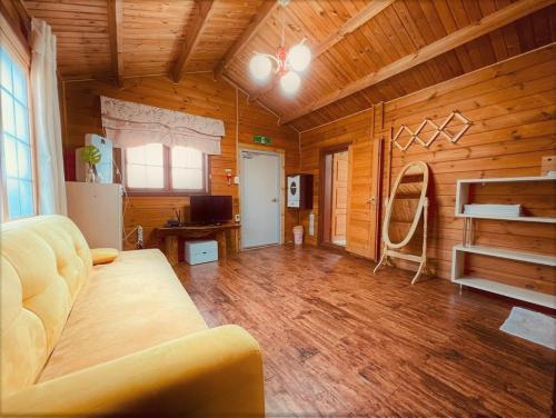 room detail thumbnail 0