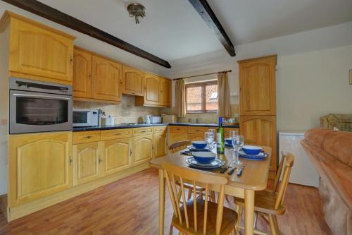 Iekārtas, 2 Bed in Lyng oc-864 in Elsinga