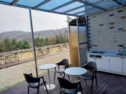 Yeoncheon Shineunsigan Pension in Baekhak-myeon