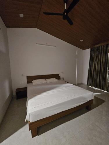 The Green Leaf Resorts Panshet in Shirkoli