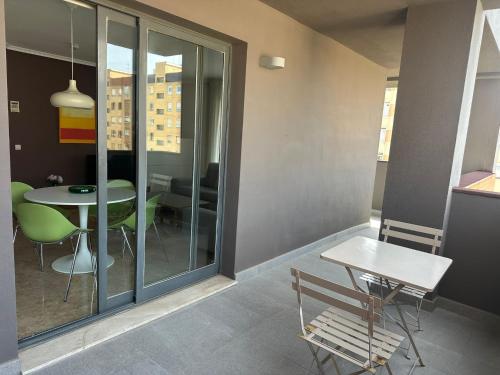 발코니/테라스, 아파르타멘토스 플라자 피카소 (Apartamentos Plaza Picasso) in 캄파나르