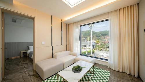 Gapyeong Casabella Pool Villa in Buk-myeon