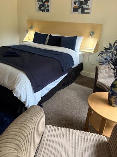 Elme Hall Hotel - FREE Parking - Ideal for contractors - Shared Kitchen in Kings Lynn