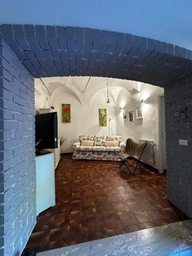 Casa Iris in Diano Arentino