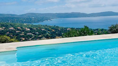 Villa CACHARELLE - Splendide vue Mer - Piscine privée