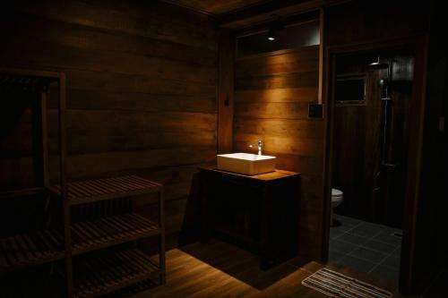 Bagno, Casa di 45 m² con 2 camera(e) e 2 bagno(i) privato(i) in zona Hòa Thắng (Xom Sinh Homestay & Farmstay Buon Ma Thuot Dak Lak) in Hòa Thắng