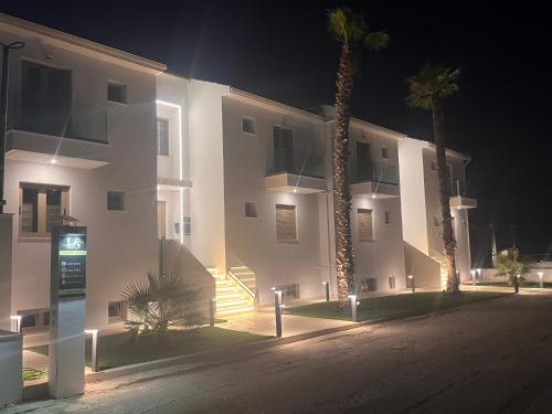 Latsis Suites in Karavostasi (Xili)