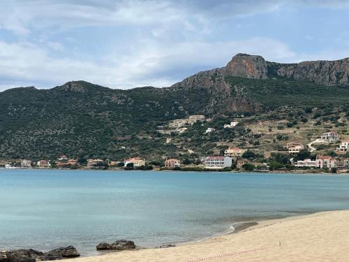 Latsis Suites in Karavostasi (Xili)
