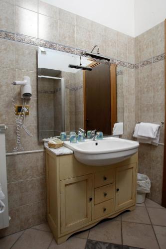Triple Room image 3