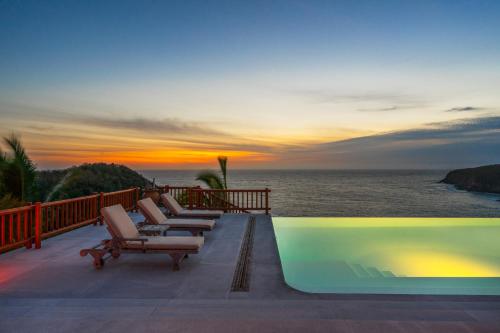 Villa La Ceiba in Costa Careyes