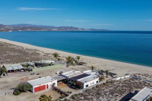 Beautiful Beach House Right on the Sea of Cortez in Buena Vista
