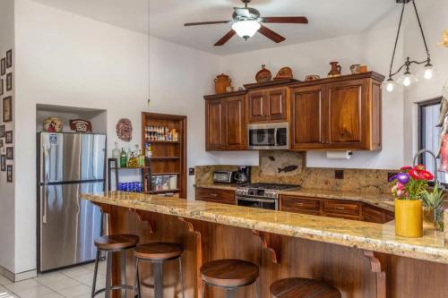 Beautiful Beach House Right on the Sea of Cortez in Buena Vista