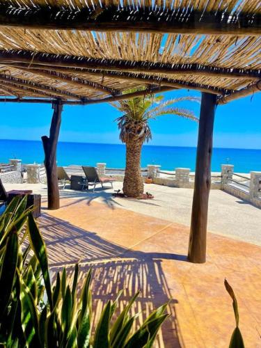 Beautiful Beach House Right on the Sea of Cortez in Buena Vista