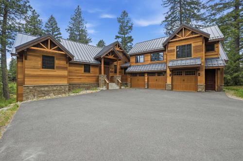 Serenity on 13 Suncadia-luxury 4bd ensuite spa retreat with Sauna, Steam Shower, Jacuzzi, Hot tub, Fire Pit & on-site EV chg, Cle Elum