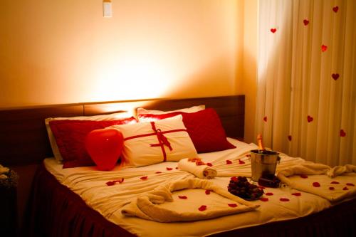 2 twin beds