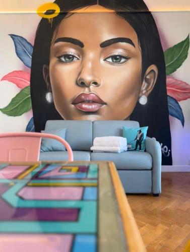 Bright Pop-Art Studio City Center Near Beach