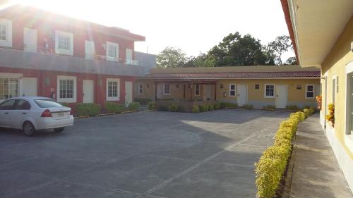 Hotel Montroi City in Colima