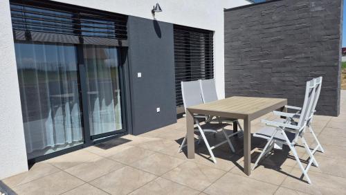 Apartman Bartimej 2 in Bobrova