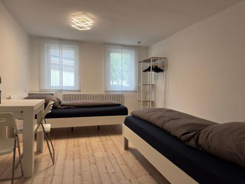 Gästehaus mit 5 separaten Schlafzimmern für 8 Personen , 24 h check in in Aalen, Deutschland