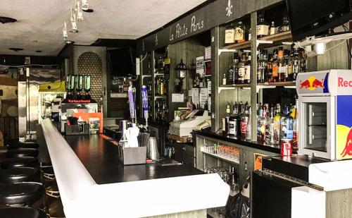 Pub/Lounge, Relax Inn Altoona in Altoona
