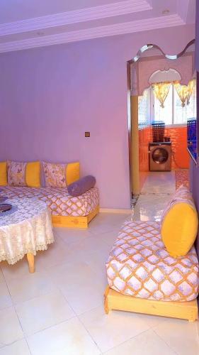 يطلب عقد الزواج بالنسبة للمغاربة A marriage certificate is required for in Ghazoua