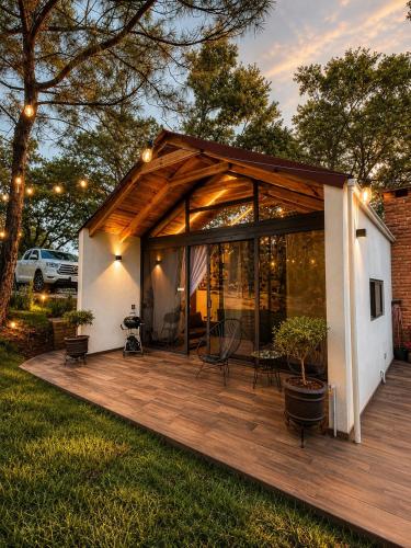 Cabaña Romántica con Tina para Parejas