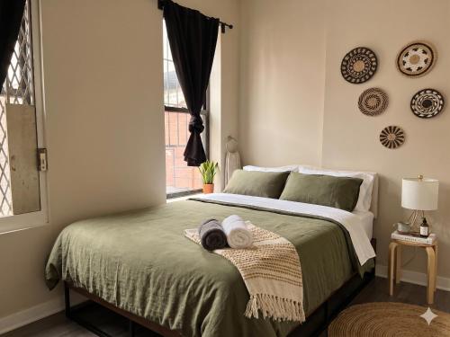The Ultimate NYC Base 1BR near Times Sq & Columbus Circle