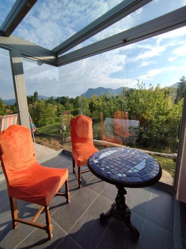 Iekārtas, Come a casa B&B in Montegrino Valtravaglia