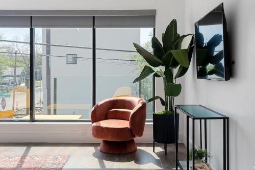 Downtown Townhome with Garage No 1612 – khách sạn tại Cedars