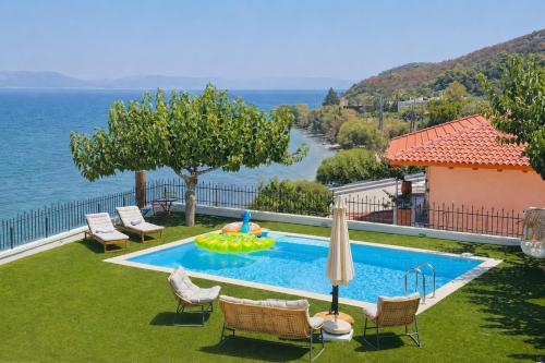 A szálláshely kívülről, Sesi Luxury Suites Seaside & Private Pool in Sesi (Gramatiko)