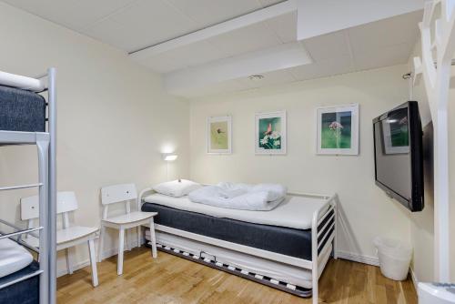 City Hostel Room Type - Triple Room with Shared Bathroom