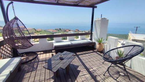 Tranquil Haven: Rastoni Villa in Neochori