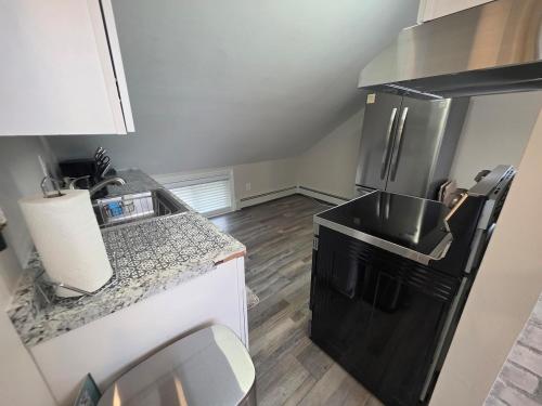 Bright & Updated 1BR in the heart of Levittown in Plainedge (NY)