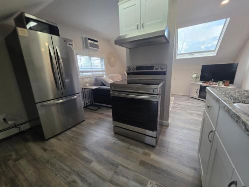 Bright & Updated 1BR in the heart of Levittown in Plainedge (NY)
