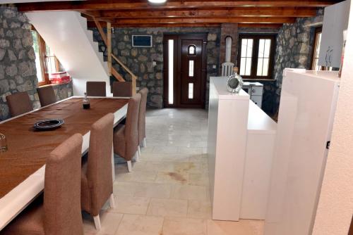 Kitchen, Vila Teodora in Mojkovac