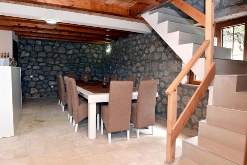 Facilities, Vila Teodora in Mojkovac