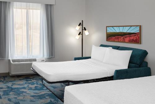 Hampton Inn Poplar Bluff - image 11
