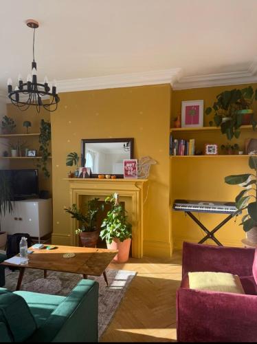 Sunny and Serene St Leonards Stay – khách sạn tại Gensing
