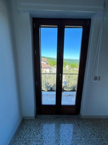 Ümbrus, Fuori Dal Borgo in Valloni