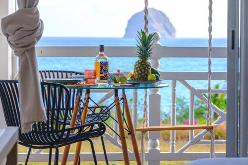 บริการและสิ่งอำนวยความสะดวก, La Kazaval, vue Rocher du Diamant & piscine in เลอ ยามัน