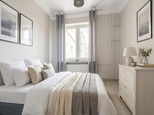Urban Chic - Cozy 2-Bedroom in City Center - Marszalkowska, Warsaw