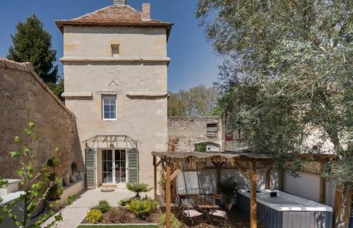 Tour Vinea - Jacuzzi privé & Cinéma immersif 4K - Location saisonnière - Villenave-d'Ornon