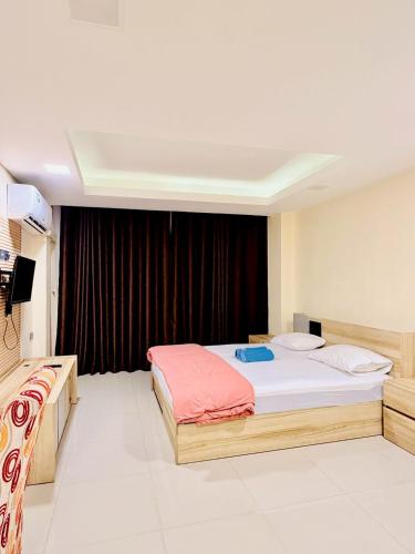 122 Home near Baiyoke Sky Tower - image 12