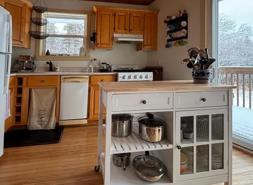 virtuve, Sunrise Place Bed & Breakfast in Dundee (NS)