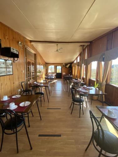 HOTEL CASAGRANDE con estacionamiento EXCLUSIVO y estamos a 50 MTS del Terminal de Buses in Valdivia