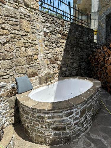 Vila Tirona in Dardhe