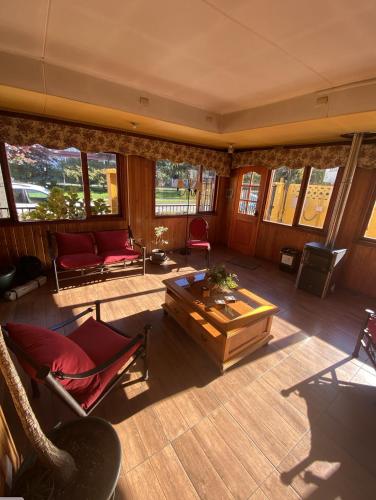 HOTEL CASAGRANDE con estacionamiento EXCLUSIVO y estamos a 50 MTS del Terminal de Buses in Valdivia