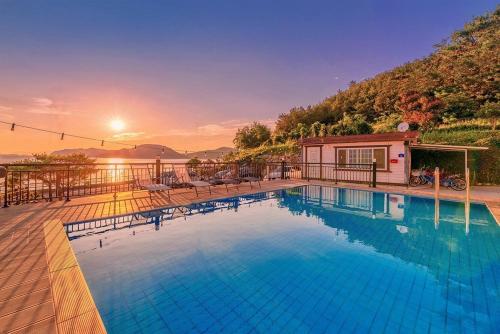 Yeosu Im Pension in Sora-myeon