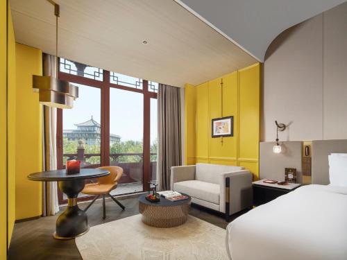 Elegant Hotel Yongning Gate of Xi'an Bell Tower - image 5